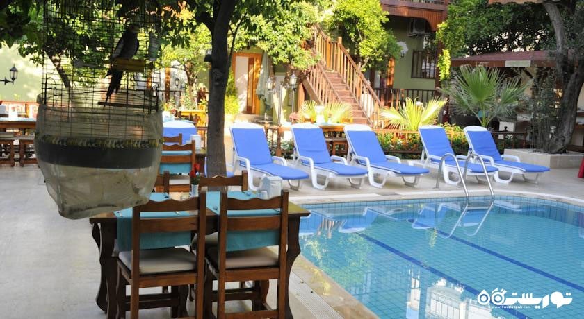 رستوران کنار استخر  هتل اسکار